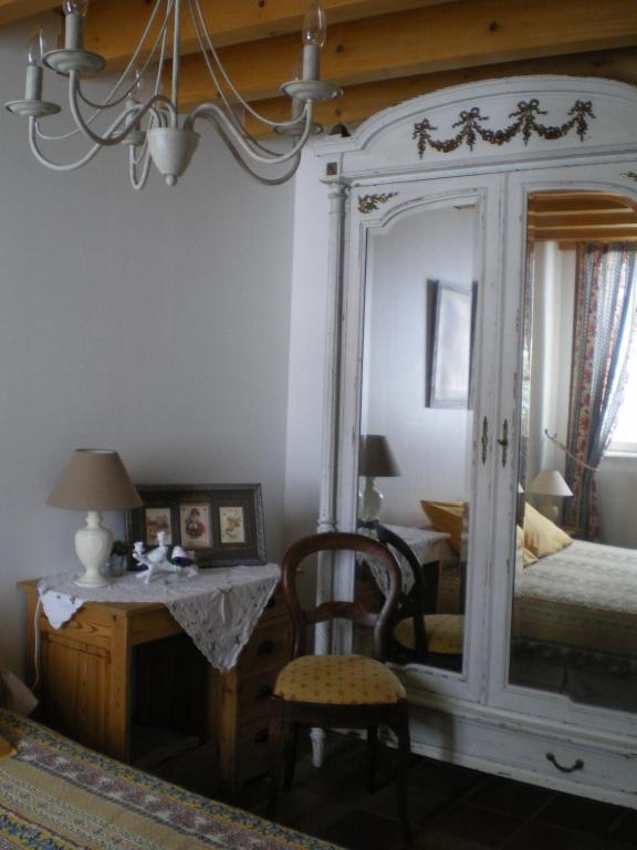 Au Bon Gre D'Hugoline Bed and Breakfast Blanzac  Buitenkant foto