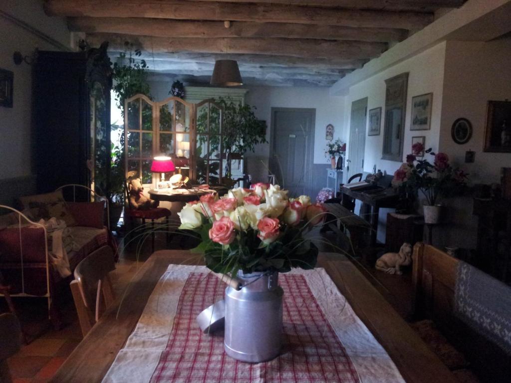 Au Bon Gre D'Hugoline Bed and Breakfast Blanzac  Buitenkant foto