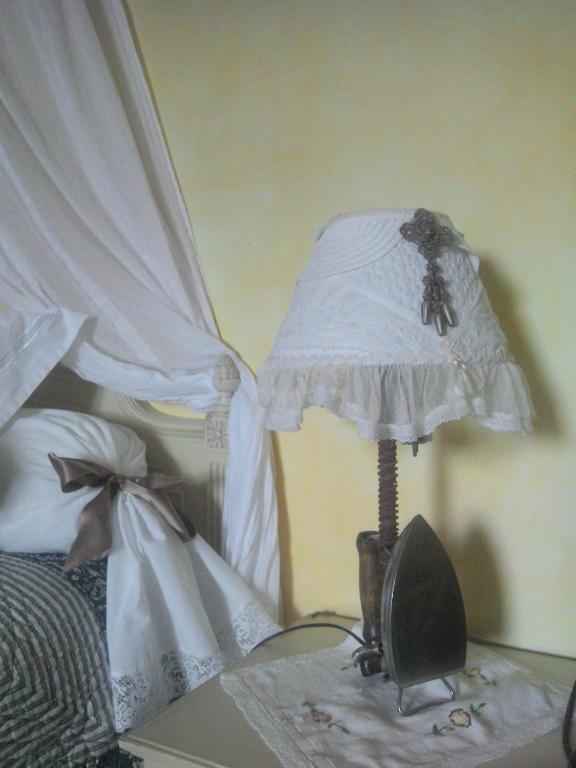 Au Bon Gre D'Hugoline Bed and Breakfast Blanzac  Kamer foto