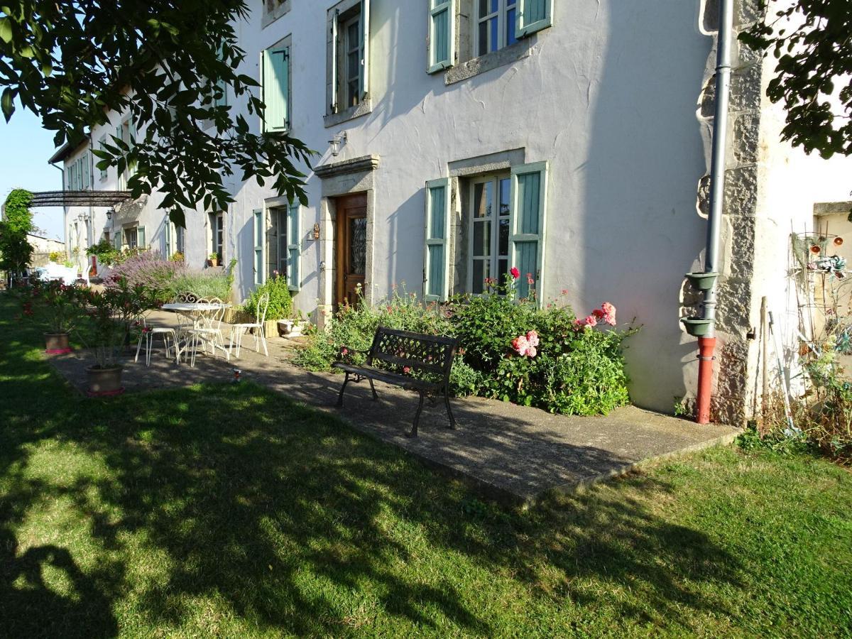 Au Bon Gre D'Hugoline Bed and Breakfast Blanzac  Buitenkant foto