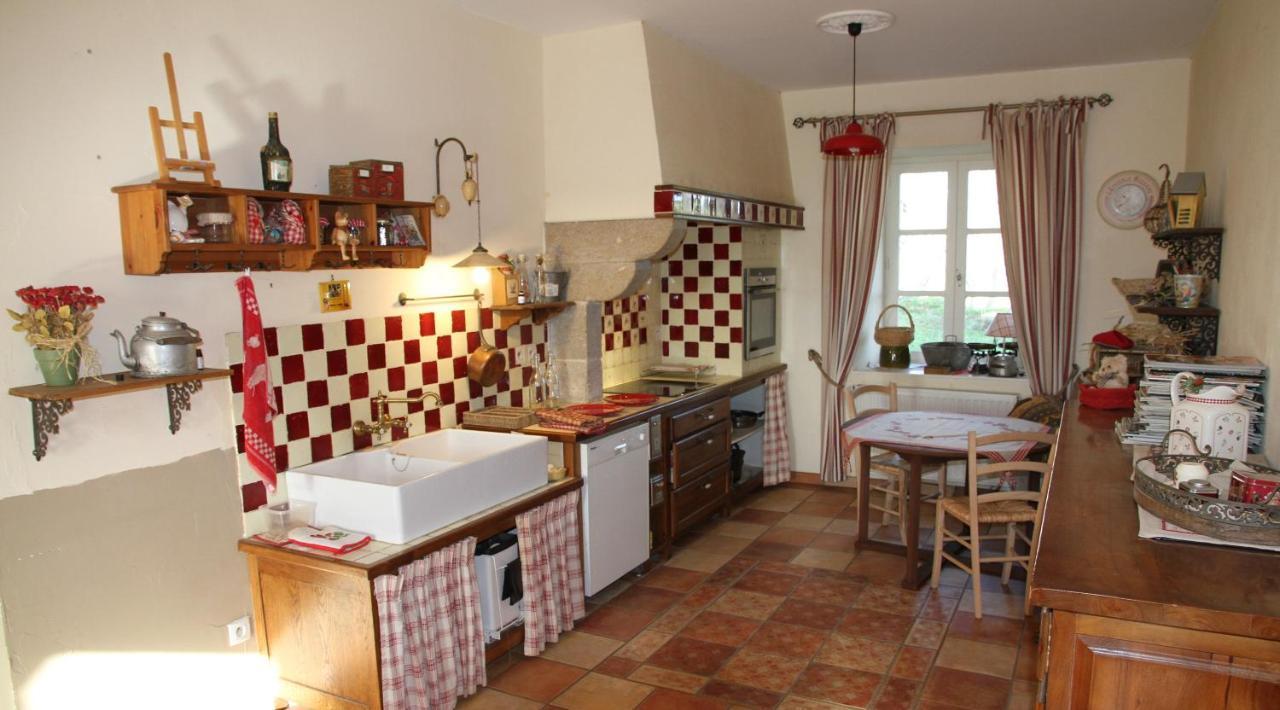 Au Bon Gre D'Hugoline Bed and Breakfast Blanzac  Buitenkant foto